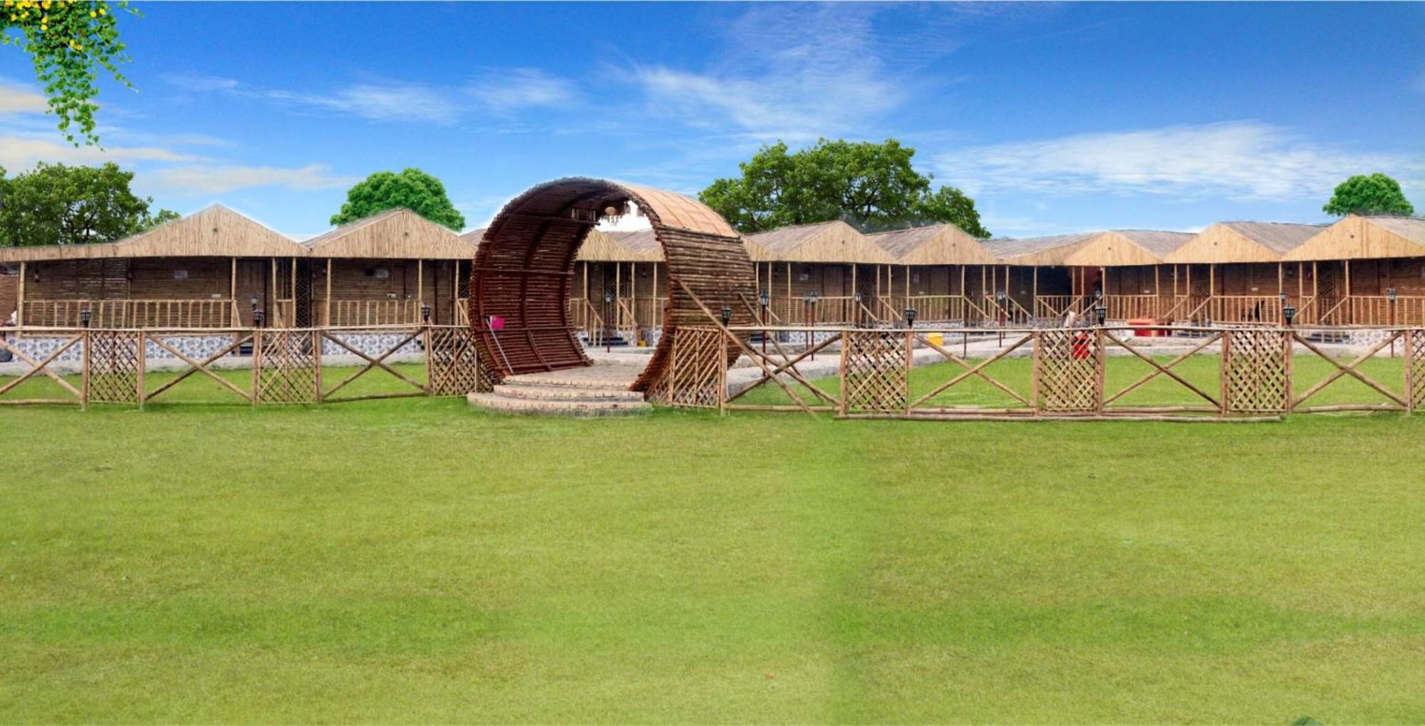 Gopika Resort Vrindāvan Extérieur photo